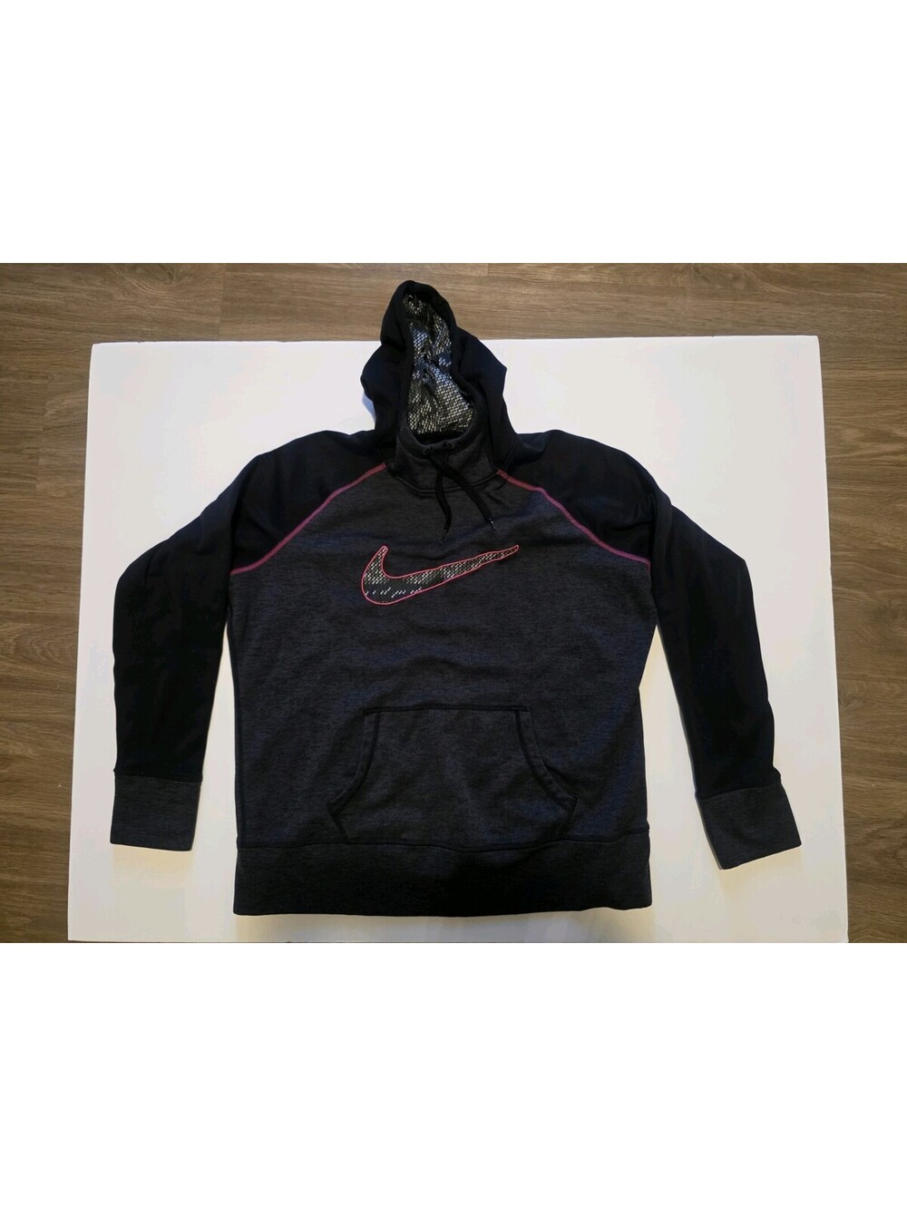 Nike Therma-Fit Women's Hoodie Black And Gray Size XL
